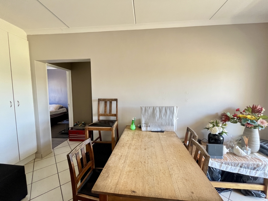 To Let 2 Bedroom Property for Rent in Burgundy Estate Western Cape